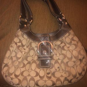 Coach Signiture Shoulder Bag